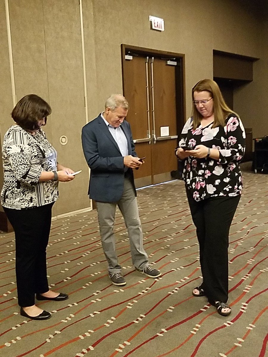 KenAndreoni's tweet photo. Synchronizing phones, getting ready for Bootcamp https://t.co/3Hu0FNBHMr