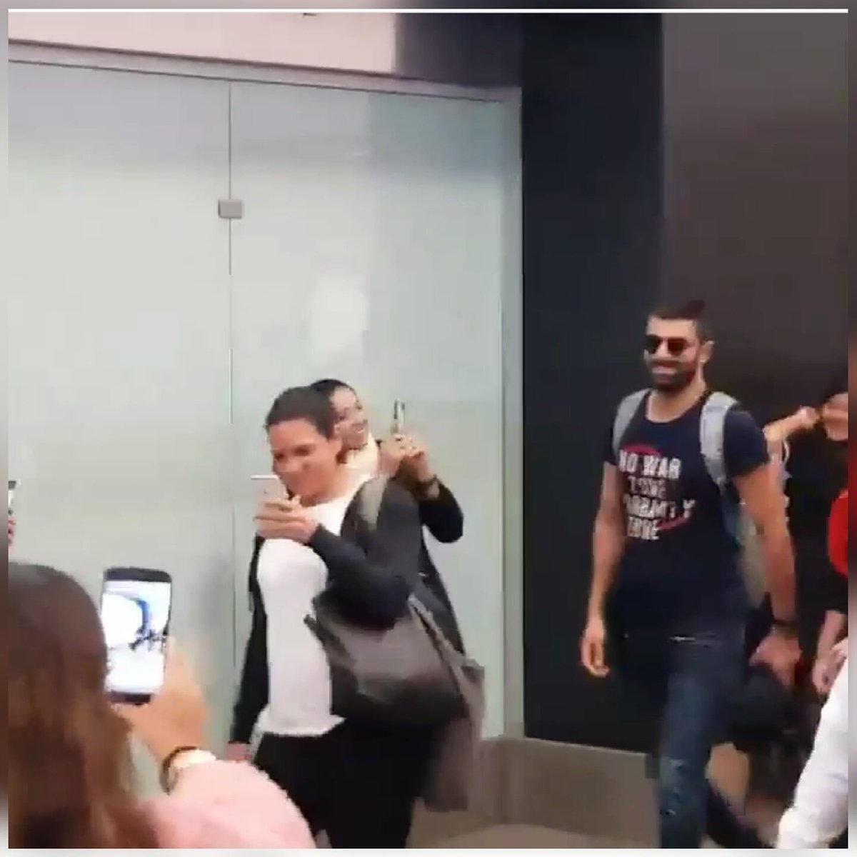snjeanauljevi's tweet photo. 😍😍😍😍😍😍#EnginAkyürek #EnginLaTamVisit https://t.co/qUlgSvwueh