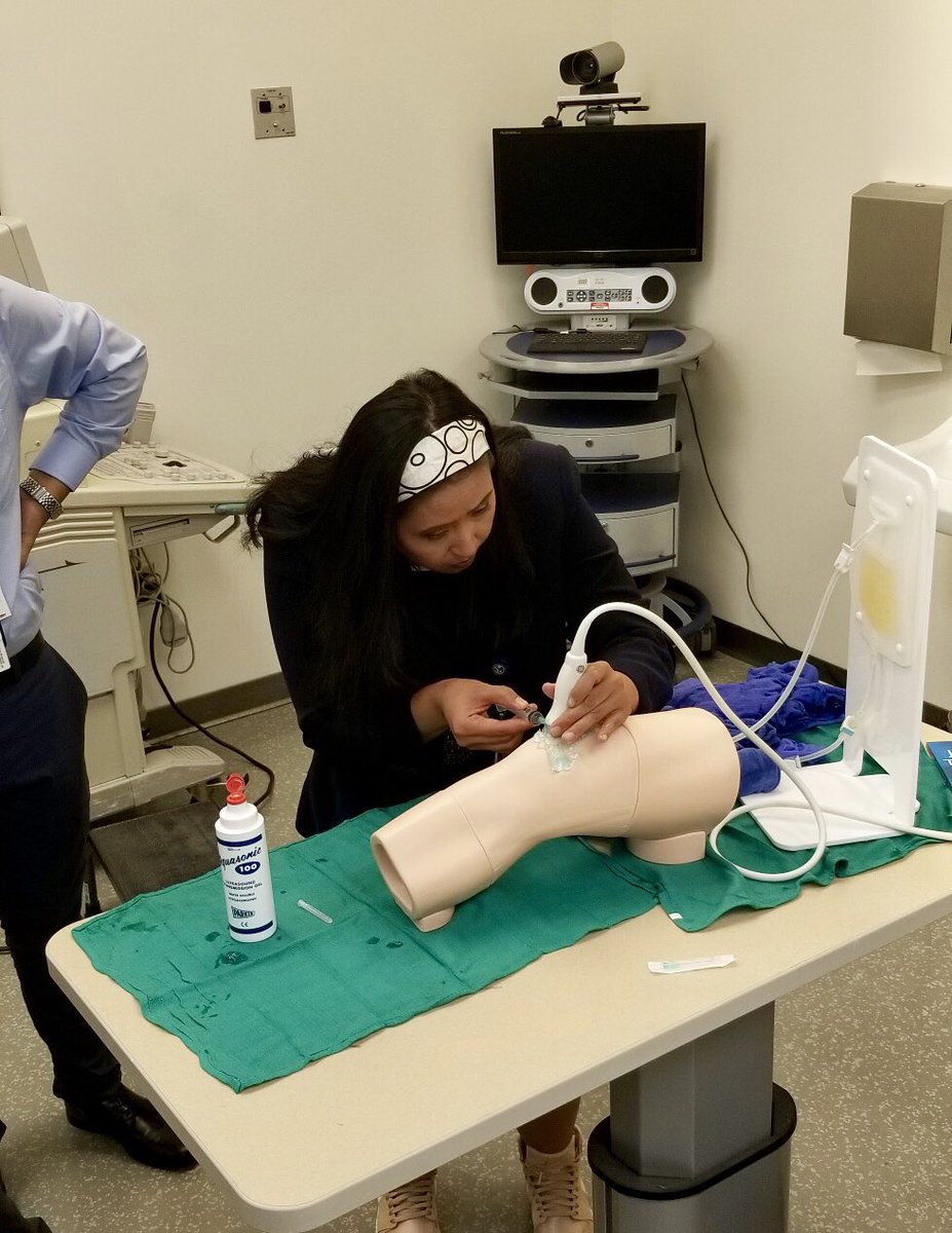 UCSFFresno's tweet photo. #TBT to last week when Candice Reyes, MD, associate professor at UCSF Fresno, led a #Rheumatology #KneeInjection #Simulation Training onsite. #ucsffresno #weareyourucsffresno https://t.co/RaqGWrssdc