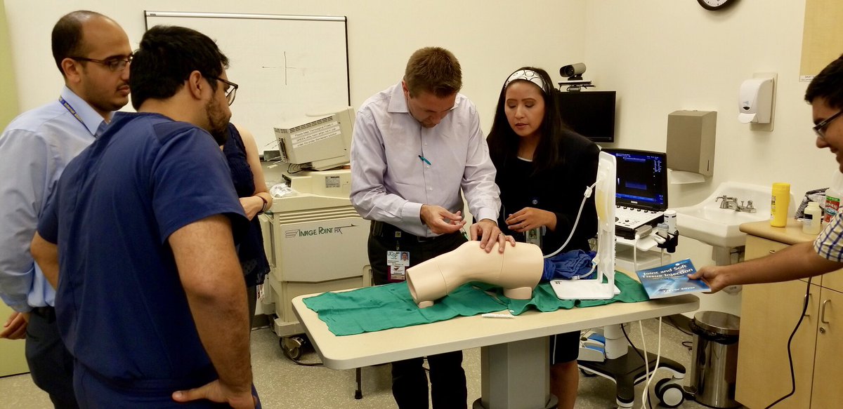 UCSFFresno's tweet photo. #TBT to last week when Candice Reyes, MD, associate professor at UCSF Fresno, led a #Rheumatology #KneeInjection #Simulation Training onsite. #ucsffresno #weareyourucsffresno https://t.co/RaqGWrssdc