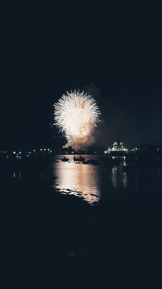 CallMeConflict's tweet image. Plymouth, UK - Firework Championship - 2018 #fireworks