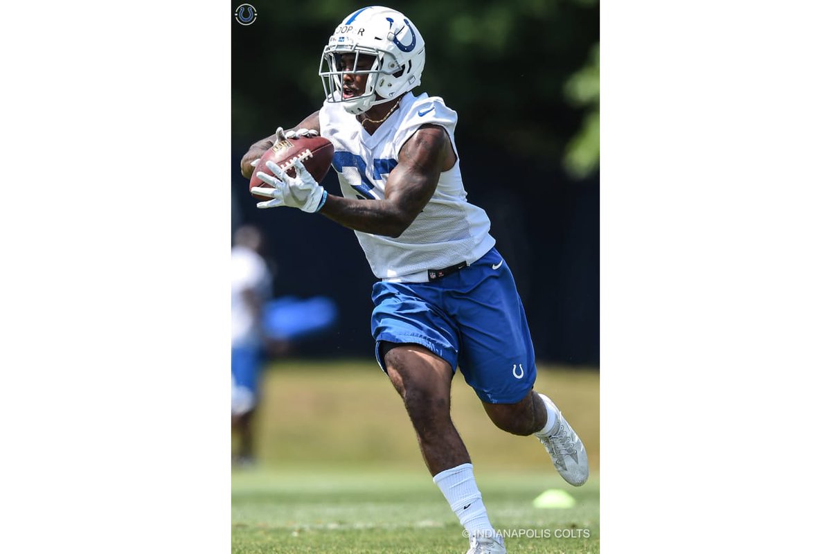 TrustAthletes's tweet photo. Good luck to clients @Colts safety @_CCoope7 and @Seahawks C Joey Hunt as their teams face off tonight! #ATFam #Operation53 #GoHawks #Colts https://t.co/lrWKRQwoLY