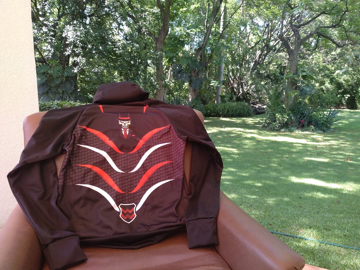 🔥NUEVO MEGA SORTEO🔥
SUDADERA OFICIAL DE <a href="/Cream_EsportsGG/">ChichasLocas</a>‼️

Requisitos:

- Seguirme en instagram: instagram.com/shelbi_oficial
- Seguir a <a href="/Cream_EsportsGG/">ChichasLocas</a> 
- Seguir a <a href="/SHELBI_CLASH/">SHELBI</a> 
- Dar RT 🔄 y FAV ❤️

Termina el 17 de agosto
Suerte a todos 🍀