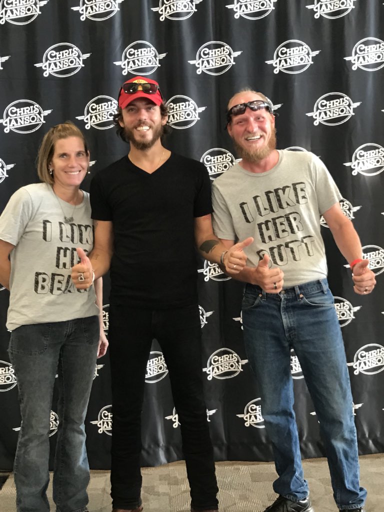 TerryHakes's tweet photo. Got to meet @janson_chris it was an awesome experience he even liked our shirts #countryfest2018 #winning https://t.co/9ex8QDrVL7