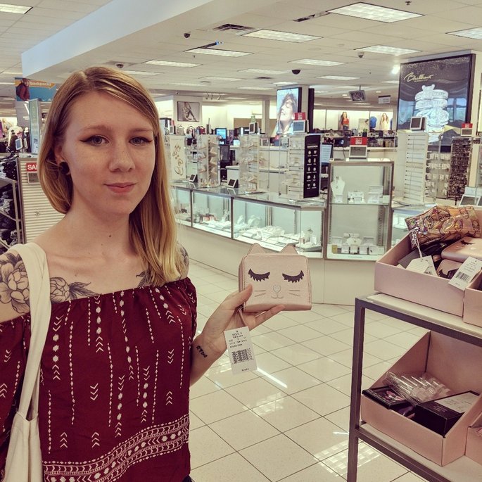 #kohlsxinfluenster
Shopping for fun back to school accessories at Kohl's.  So many cute items to choose from💜