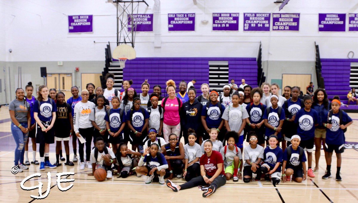U.S.E Basketball tweet media