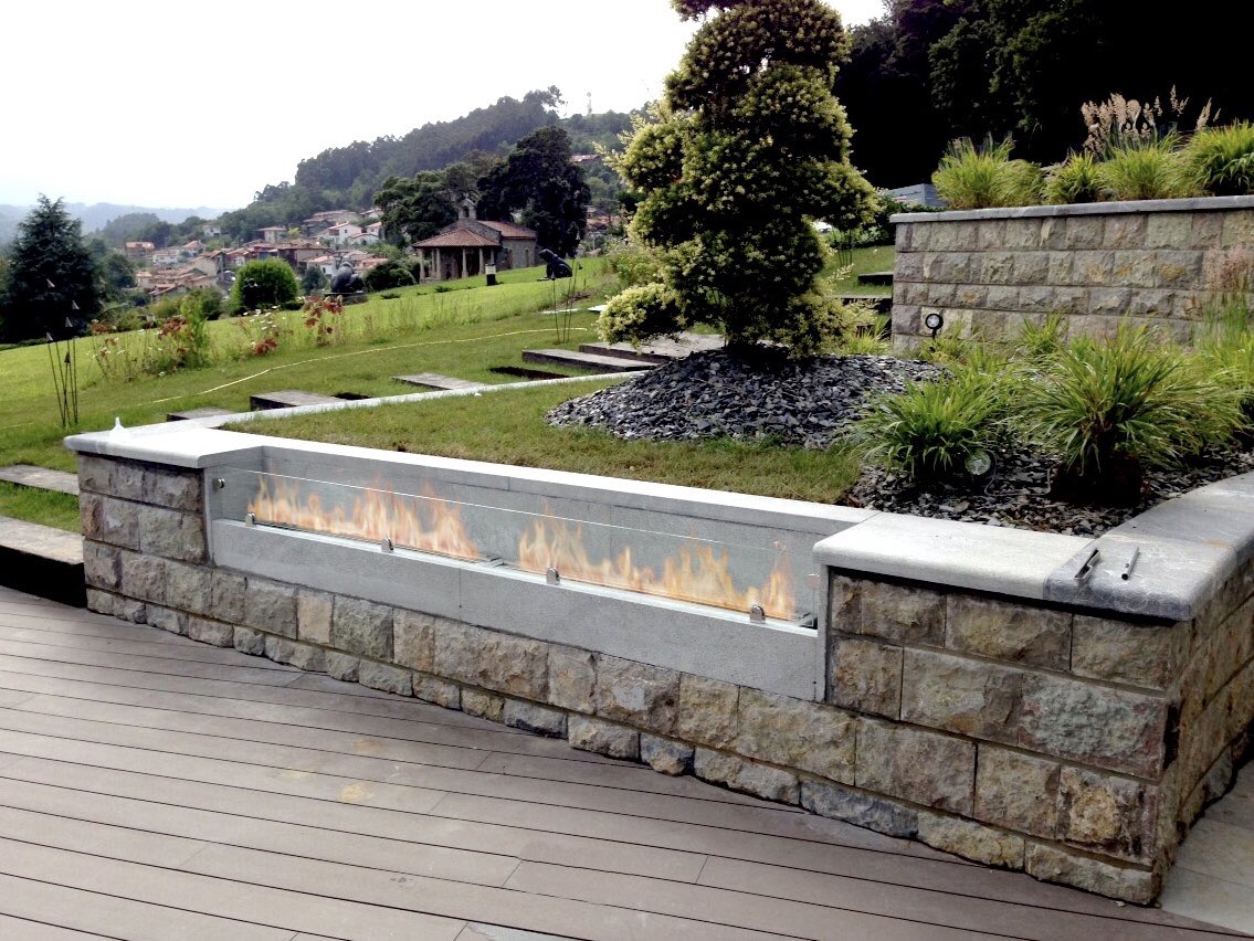 TheBioFlame's tweet photo. Our awesome burners can be installed on your patios too! π₯ Perfect for those summer night barbeques. Now who wouldnβt want one of these in their yard! π #thebioflame https://t.co/4yYOh1AtcZ