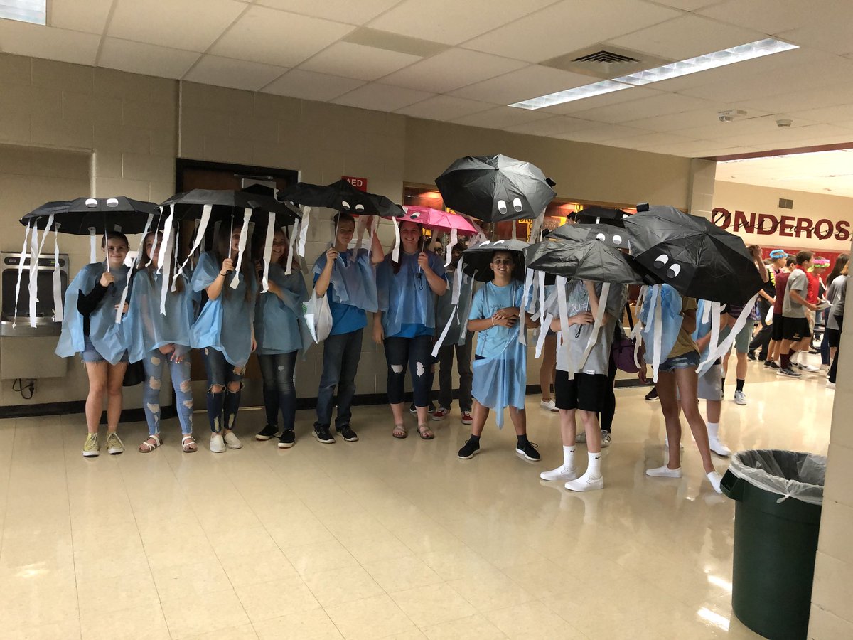 mlnansen's tweet image. Our freshmen rock! Mustangs like to have fun! Way to go PHS Link Crew for your hard work in setting up our school year for success! #LinkCrew @link_phs @phsmustangs