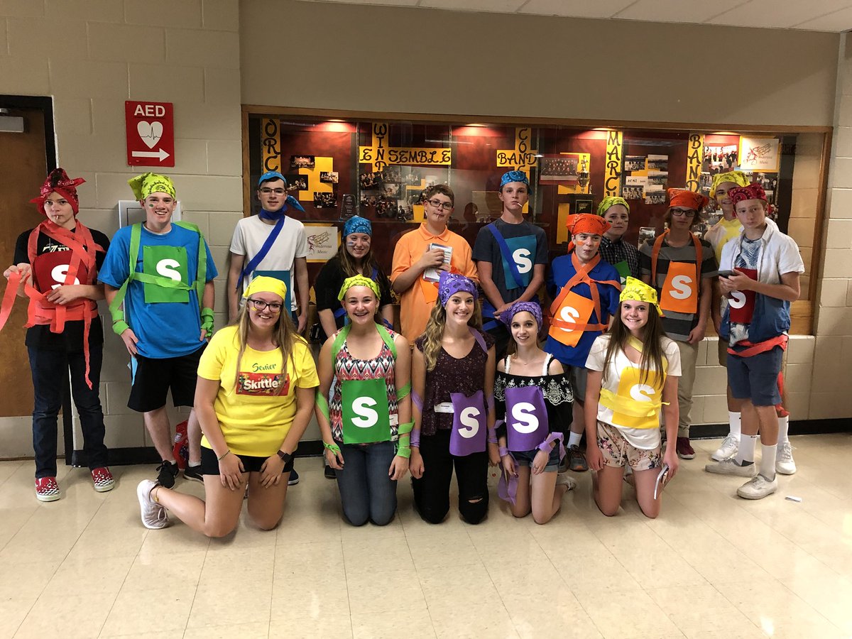 mlnansen's tweet image. Our freshmen rock! Mustangs like to have fun! Way to go PHS Link Crew for your hard work in setting up our school year for success! #LinkCrew @link_phs @phsmustangs
