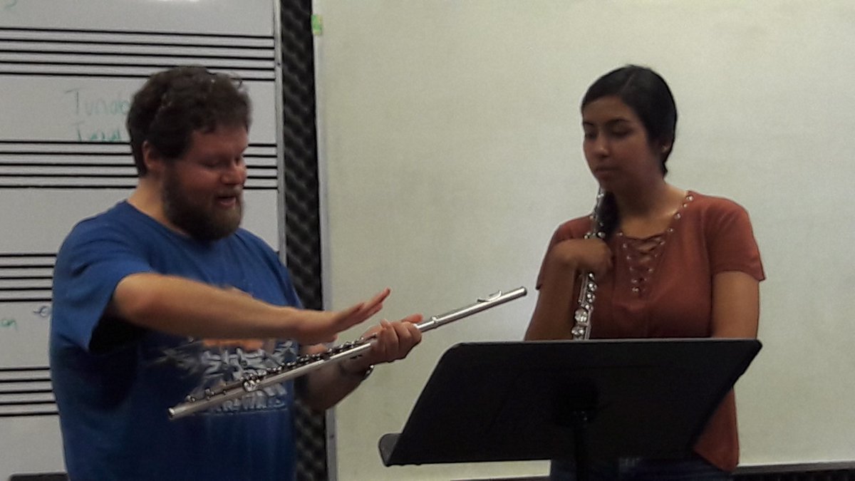 torrehomerica's tweet photo. #FluteMasterclass #Ensenada https://t.co/YjI500BaV0
