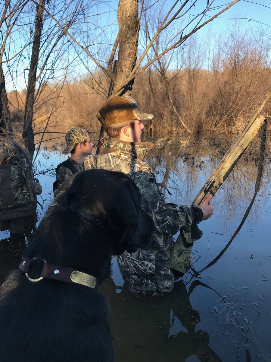 EthanFincher33's tweet photo. 92 days and counting🦆 https://t.co/Za9Tuckyuv