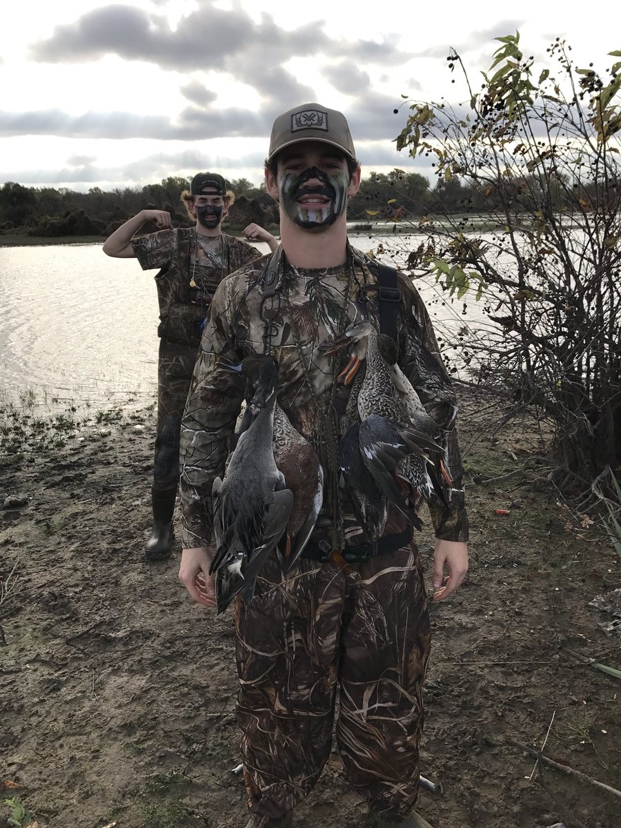 EthanFincher33's tweet photo. 92 days and counting🦆 https://t.co/Za9Tuckyuv