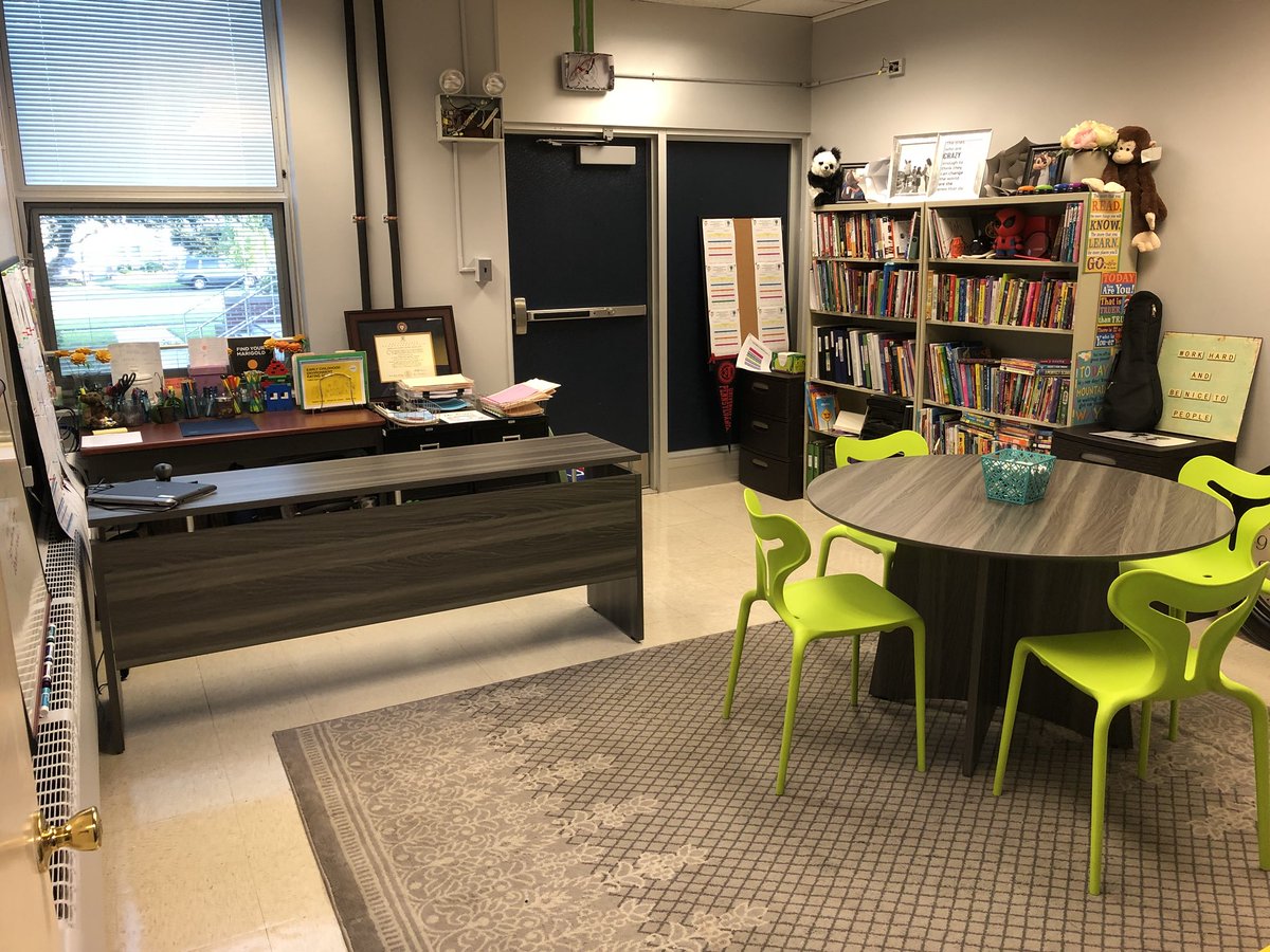 _AmandaFry's tweet photo. My first admin office is starting to come to life. Can’t wait for all the positive celebrations with students that will happen here!!#leadwithliteracy #leadwithculture #JoyfulLeaders #firstyearadmin #LeadLAP https://t.co/TIG6lZaMoB