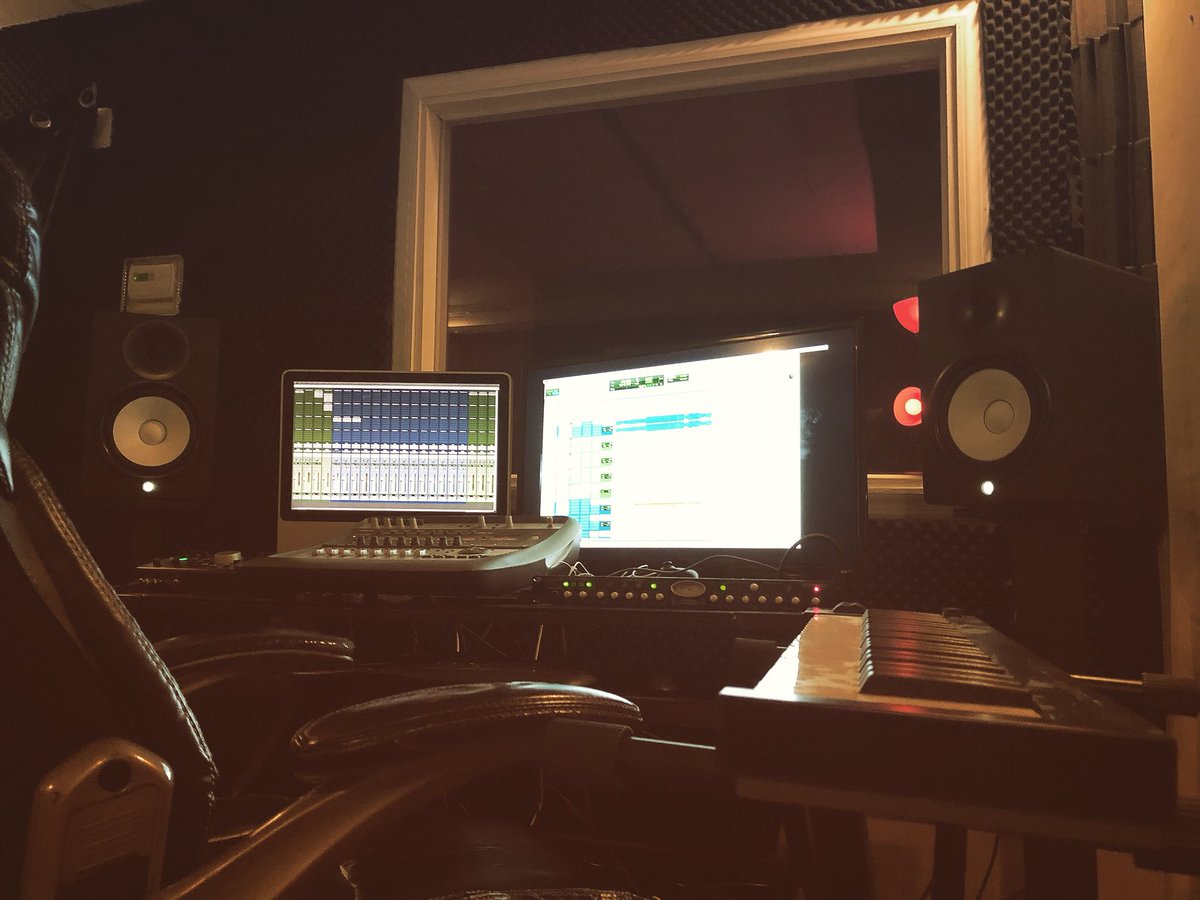 AyrockMusic's tweet photo. In the #SilverSprings area book your session now top quality #InnerCircleStudio https://t.co/bbkkDuIynd