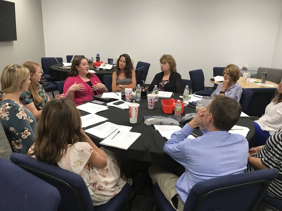 DrVickersEDU's tweet photo. Great conversations being had in vertical teams at our #FRretreat #goalsetting #planningPD #flexiblespaces #FRStars #RQSConnected https://t.co/iqd2X4UkrW