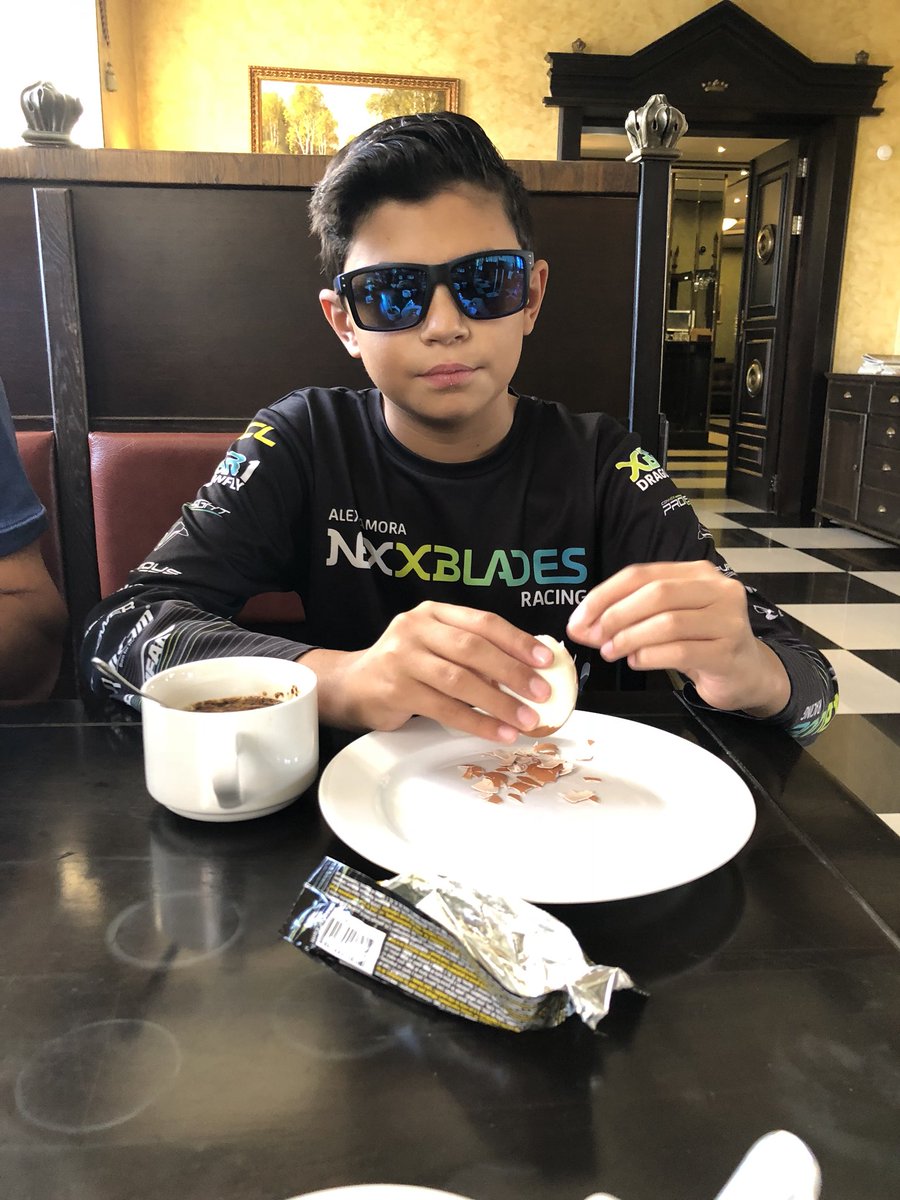 alexzam51470774's tweet photo. good morning we are already in Moscow..
#xbladesracing #FPVRacing #Racing #Drone #XBEE #Freestyle #Hobbywing #Quaddiction #optipower #Foxeer #Gemfan #Furious #immersionRC #Folienrabe #Torvol #alexzamora https://t.co/9hxirP3pTK