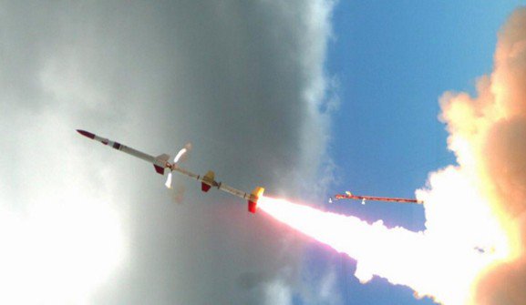 Nawaiwaqt_'s tweet image. چین نے نئے ہائپرسونک میزائل کا کامیاب تجربہ کر لیا
nawaiwaqt.com.pk/E-Paper/lahore…
#China #TestFire #Missile #Hypersonic