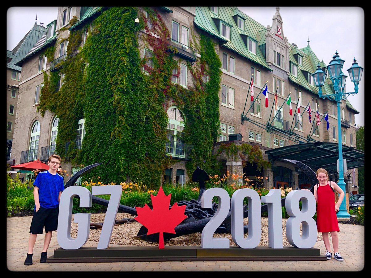 BoilyIsabelle's tweet photo. Magnifique région de Charlevoix ! Après la visite de Trump c’est les Boily-Nadeau qui y sont de passage... 😂 mais où est Marc ? Il prend plaisir à éviter la camera 🙄 https://t.co/GnpB40tGef