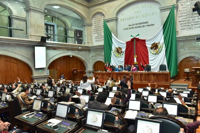 perlamonroy01's tweet photo. En la #LIXLegislaturaEdoMéx, seguimos trabajando por el bienestar de los mexiquenses. https://t.co/ZtfuKqJ8DV