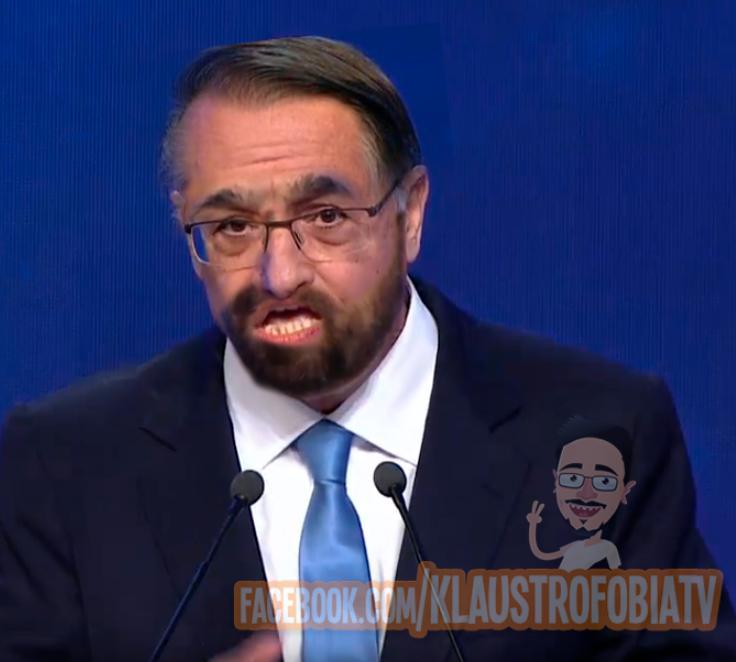 klaustrofobiatv's tweet photo. Pra ninguém mais discutir, eu fiz um candidato com a cara do Alckmin, o cabelo do Bolsonaro, sobrancelha do Daciolo, barba do Boulos, nariz do Ciro Gomes e a boca da Marina. Será que já resolve? #DebateBand https://t.co/WOlQ7BmKJG