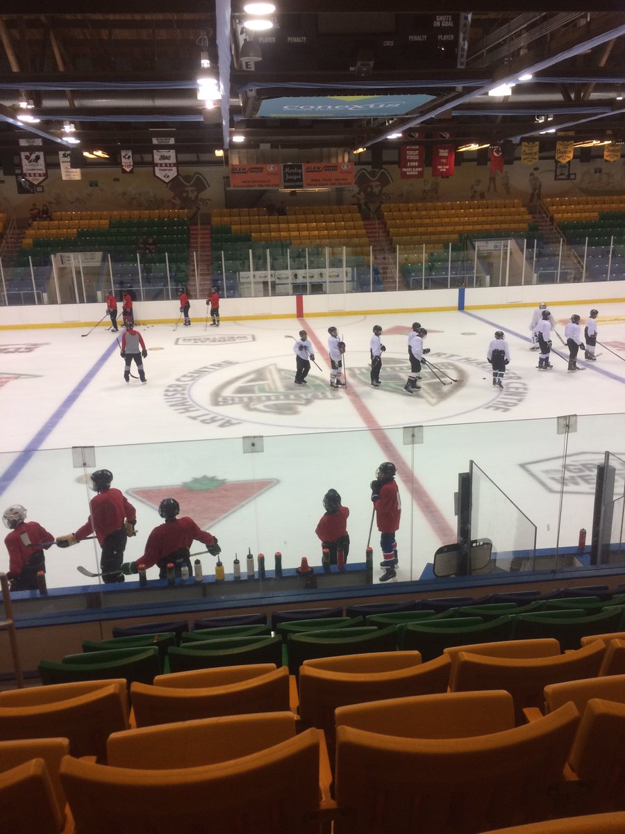 Hockey season has official begun ⁦<a href="/Norsaskhockey/">Norsaskhockey</a>⁩ Art Hauser in PA