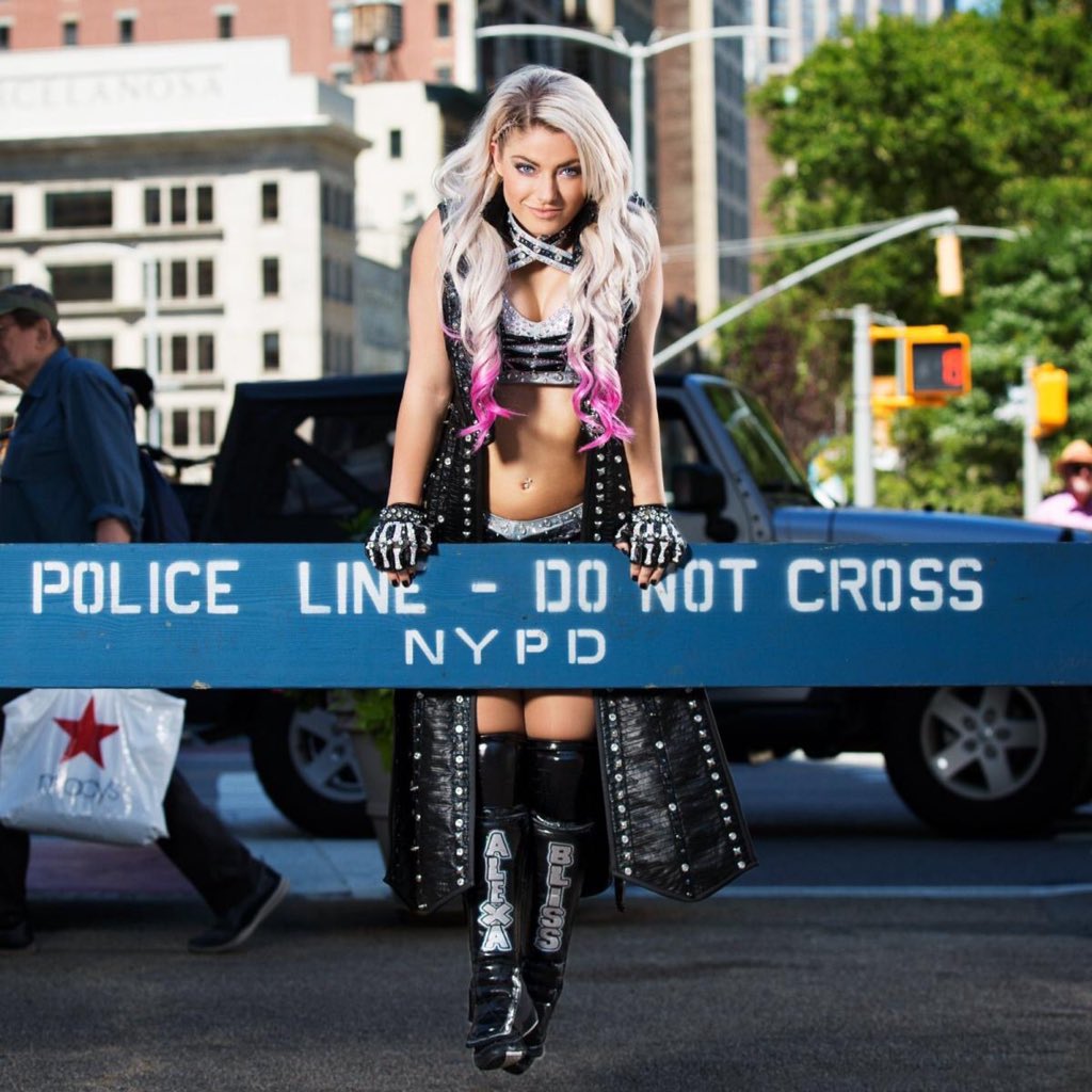 Era_Of_Bliss's tweet photo. 👸🏼😇 Pure Bliss

#AlexaBliss #SummerBliss https://t.co/XLabbjidGS
