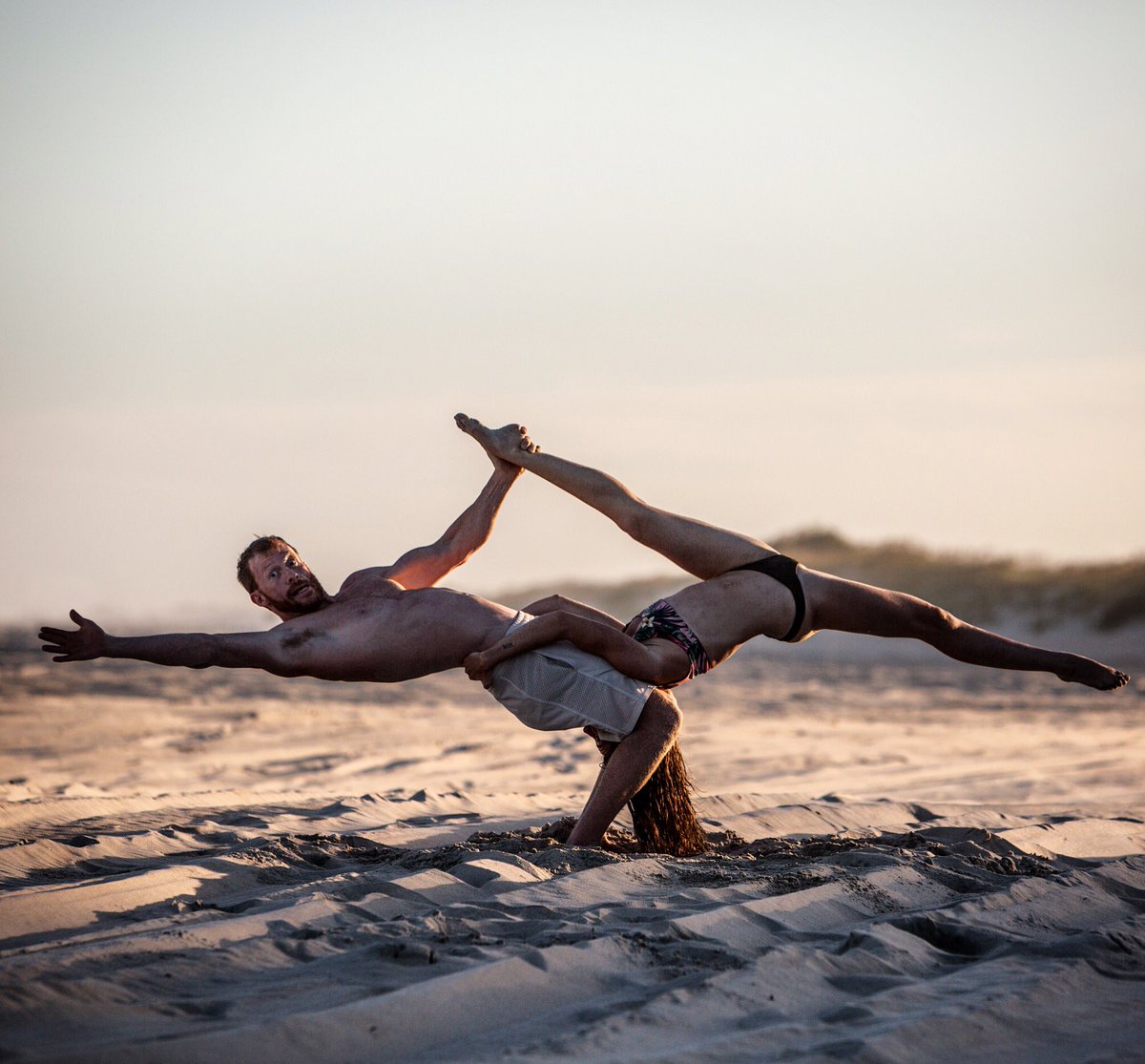 Crazy_Craver's tweet photo. Remember to stretch every day👌🏻😋🦄
#obx #obx2018 #obxyoga #allergictonormal #flatearth
#americanninjawarrior #season10 #ANW10 #yogaeverydamnday #fit #instfit #bodybuildingmotivation #likeaboss #6pack #beefcake #tofucake #buff #neilcrazycraver #crazycraver https://t.co/YvN8dBWssB