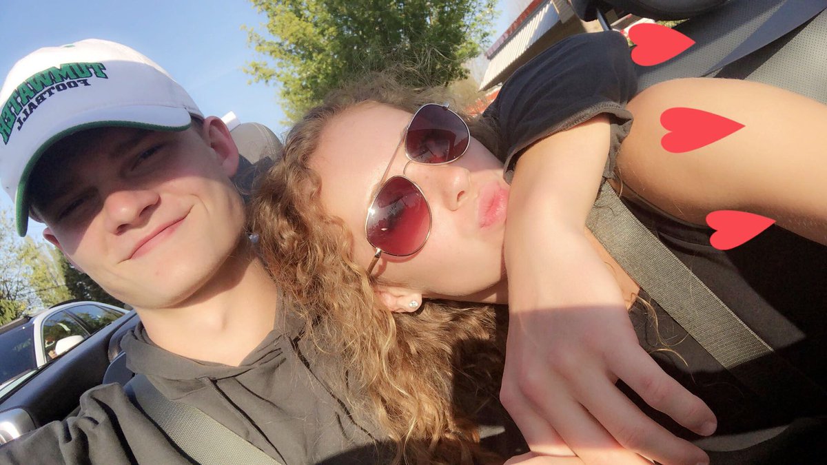 AntoniaRyan12's tweet photo. Happy 19th to my favorite boy ❤️❤️ love you! https://t.co/wb3KRSmaJX