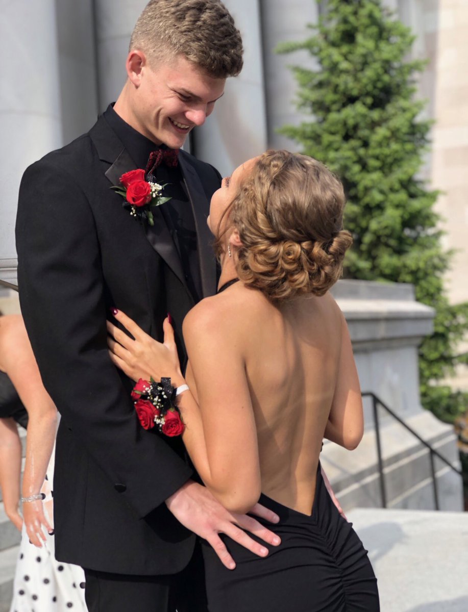 AntoniaRyan12's tweet photo. Happy 19th to my favorite boy ❤️❤️ love you! https://t.co/wb3KRSmaJX
