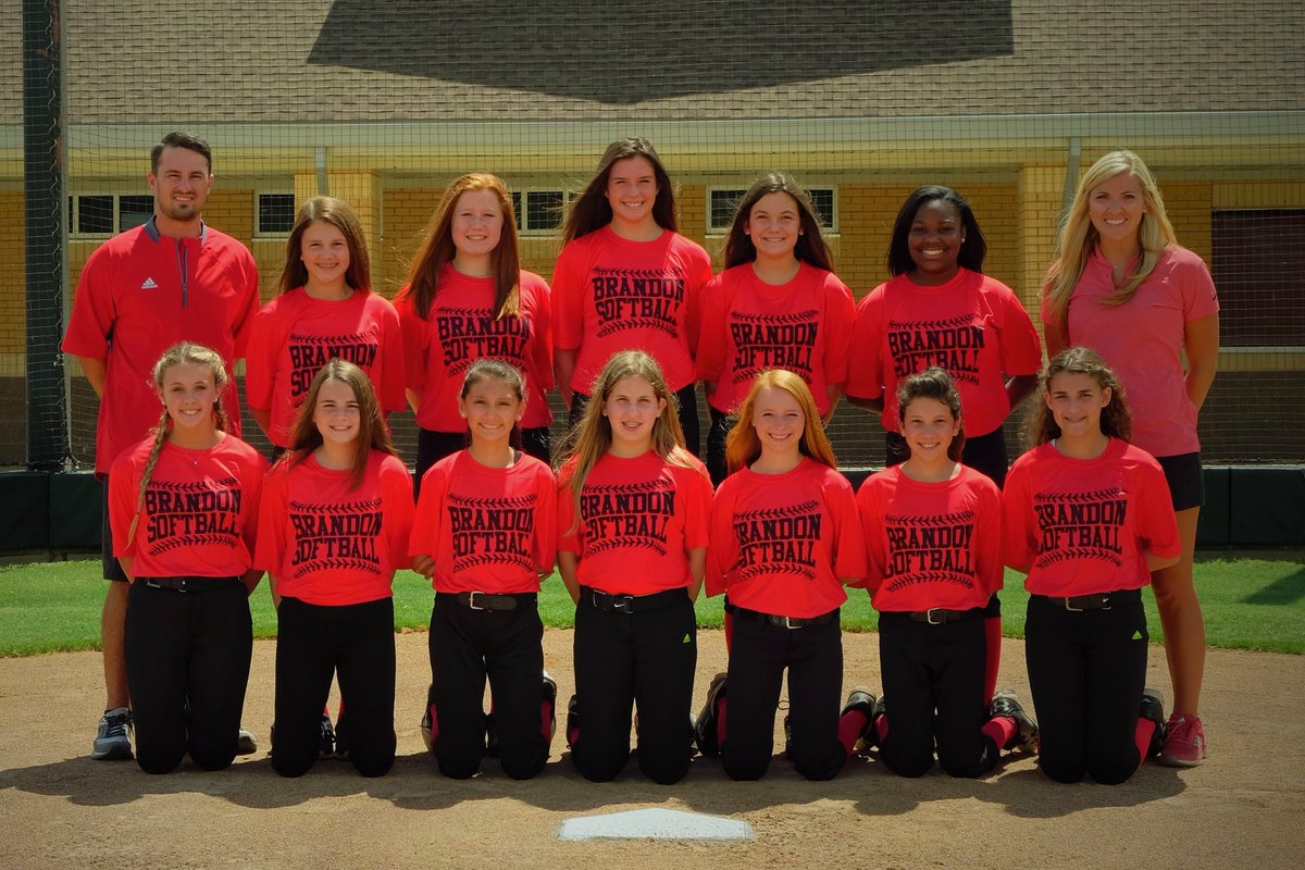 The 2018-2019 Brandon Softball Jv/Varsity Team and 7th/8th grade team.