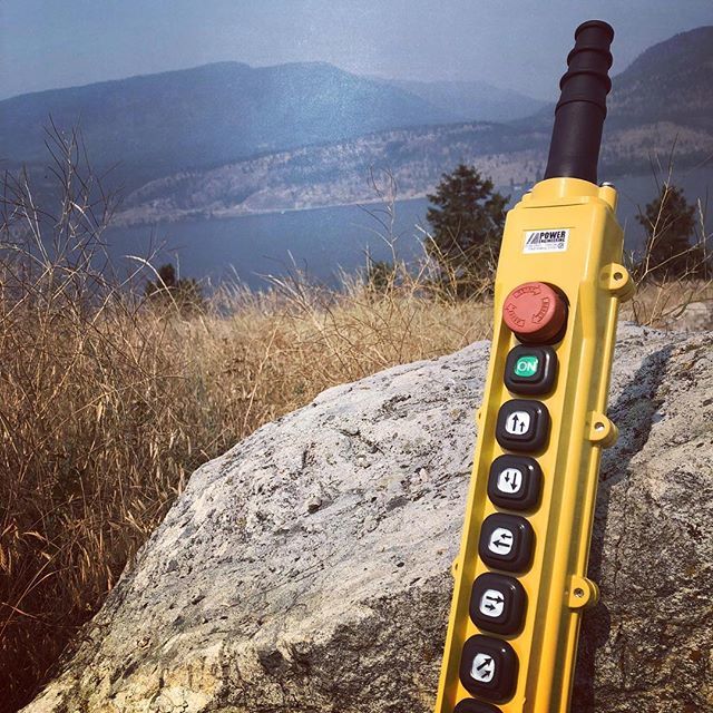 CraneControls's tweet image. Another smokey morning here in the Okanagan. Good thing this pendant can resist smoke, dust and water. Lots of configurations available too #ipandc #cranecontrols #pendantcontrol #crane #overheadcrane #festoon #automation #manufacturing #kelowna #kelowna… ift.tt/2nsdhnc