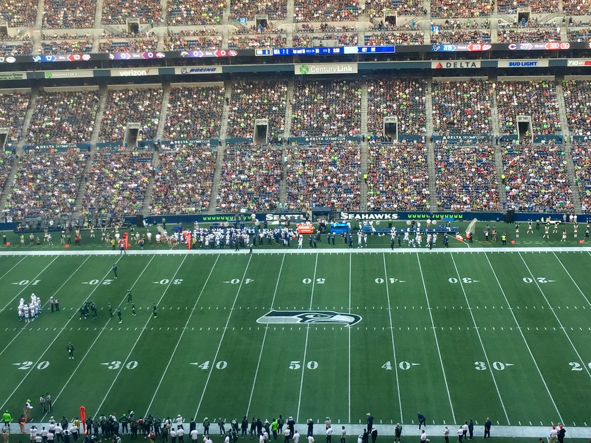 Century Link is loud even in preseason. True Bills fan giving a shout out to the Hawks for a great stadium.#Seahawks