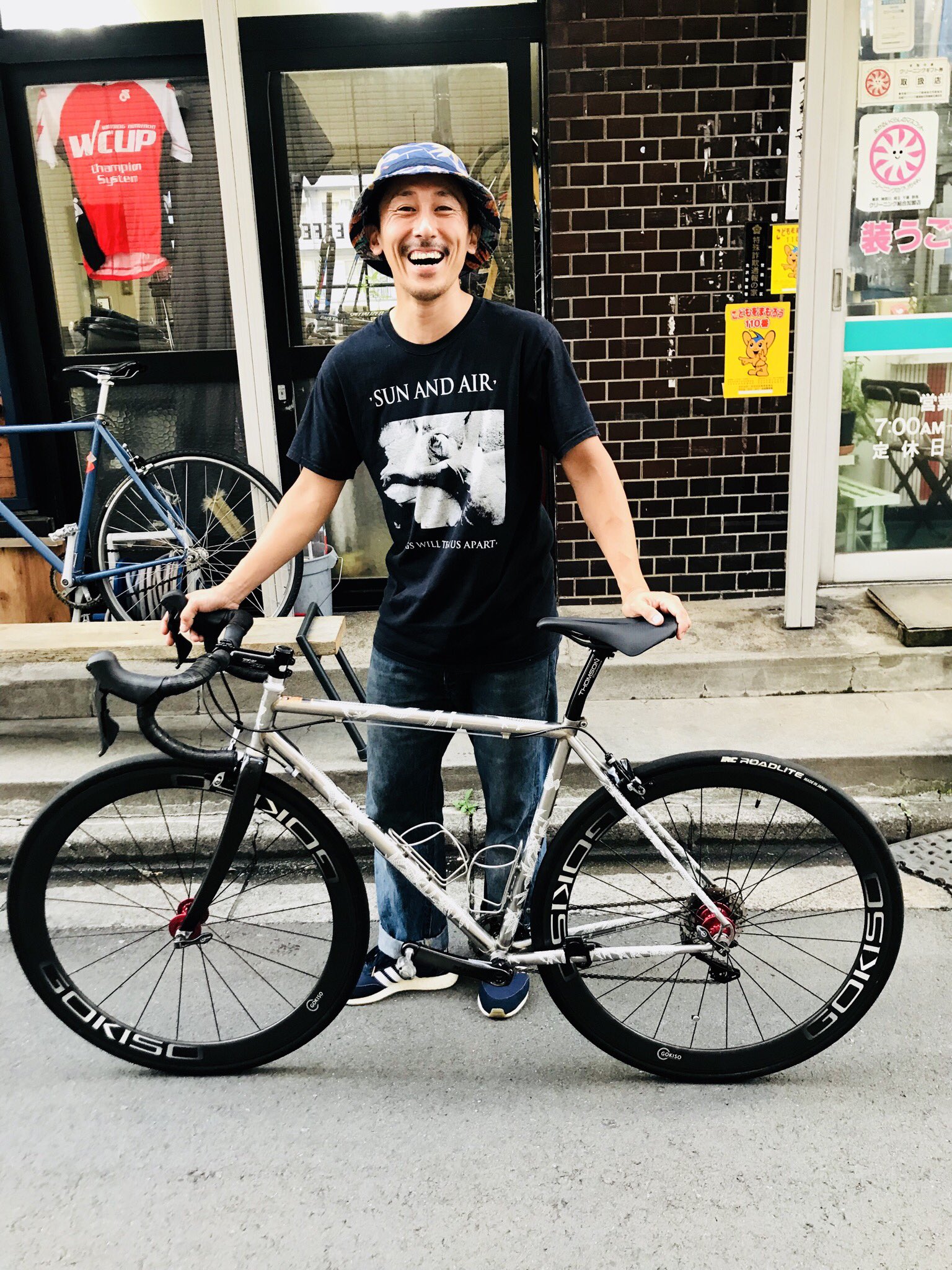 うじきつよし Jick ヤモリ号 乗鞍スペシャル 緊急セットアップ完了 来たる8 26 マウンテンサイクリング In 乗鞍 18 決戦に備え チョー非力エンジンをカバーすべく エフェクトの日比野メカにより厳選パーツがブチ込まれた あとはエンジンが っ