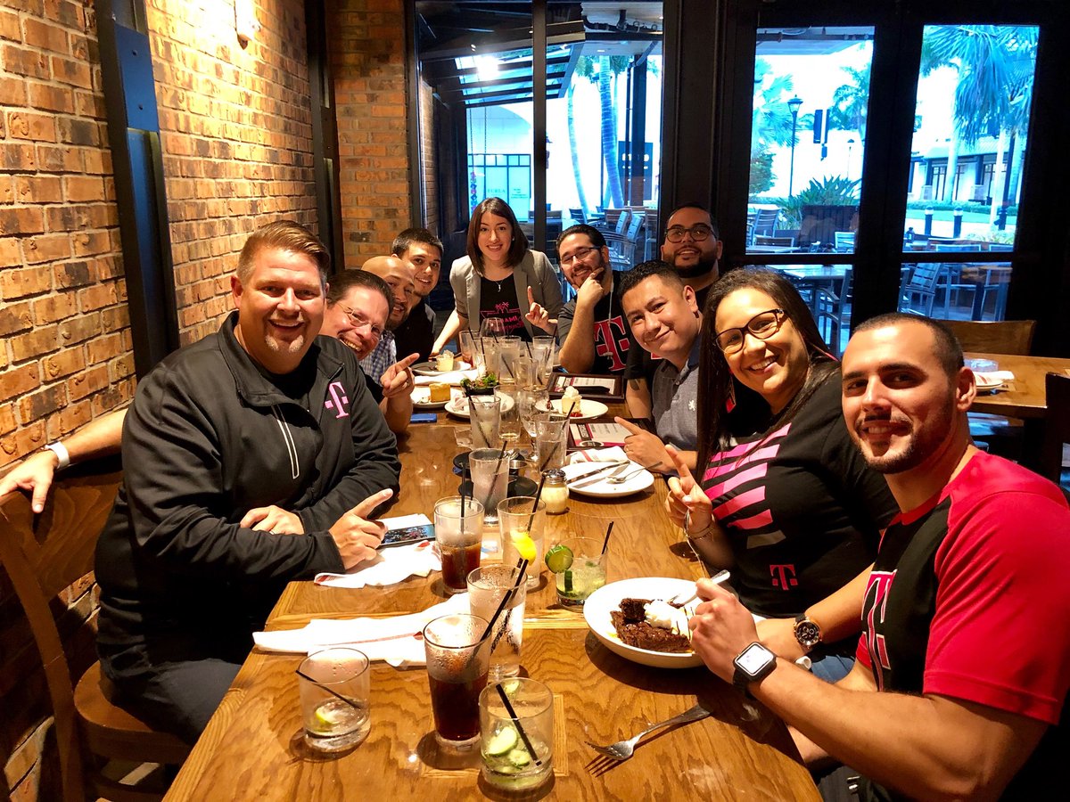 RJGomezIII's tweet photo. What an awesome evening with @bnash001 celebrating the top 10 RSM’s in @TMobile South Florida for the first half of 2018! Lots of talent that will have a big impact in our future. @JonFreier @SievertMike #AreYouWithUs #SOFLORules https://t.co/YB6xq2U8r4