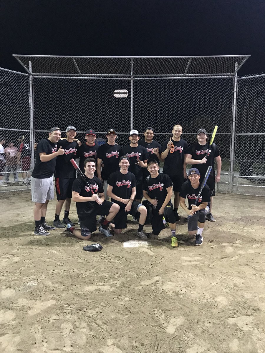 _CupCheck's tweet photo. Back to back 💪 The boys bring home a second consecutive championship in a 22-18 slug fest vs Coach’s Corner!

Another great season in the books.  Catch us winning our third in a row next summer 👀 #CupCheckSzn https://t.co/V0K6O3F3qo