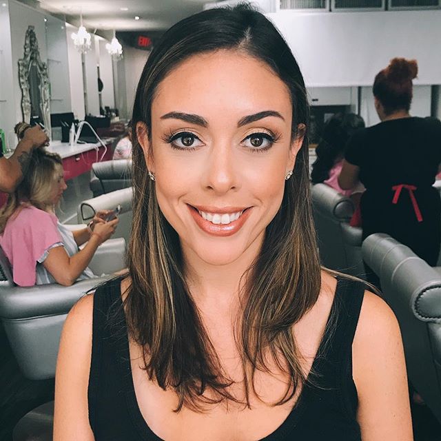 in case you were searching for THE look, we found it 😱😍🤩
⠀⠀⠀⠀⠀⠀⠀⠀⠀
#phillymakeup #phillymua #cosmetics #thelook #phillystyle #latenightpostphillymakeup,thelook,phillystyle,cosmetics,latenightpost,phillymua