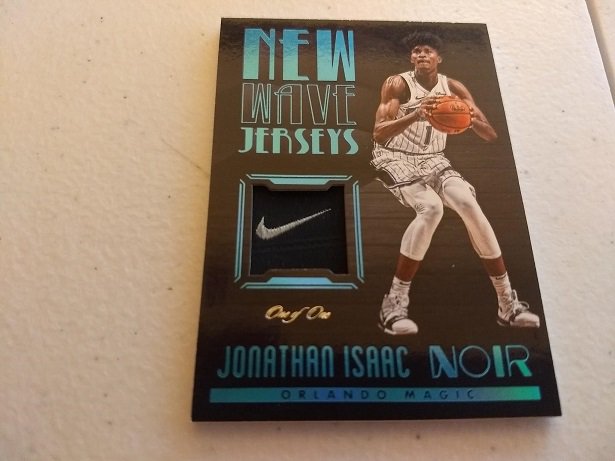 SBBTweet's tweet image. Congrats to Landon C who pulled this #oneofone @jisaac_01 #laundrytag From our @PaniniAmerica 2017-18 Noir Basketball #3! More Basketball here: sbb.rip/2Oq4uxn @OrlandoMagic #SBB #groupbreaks #casebreaks #sportscards #thehobby #boom #collect