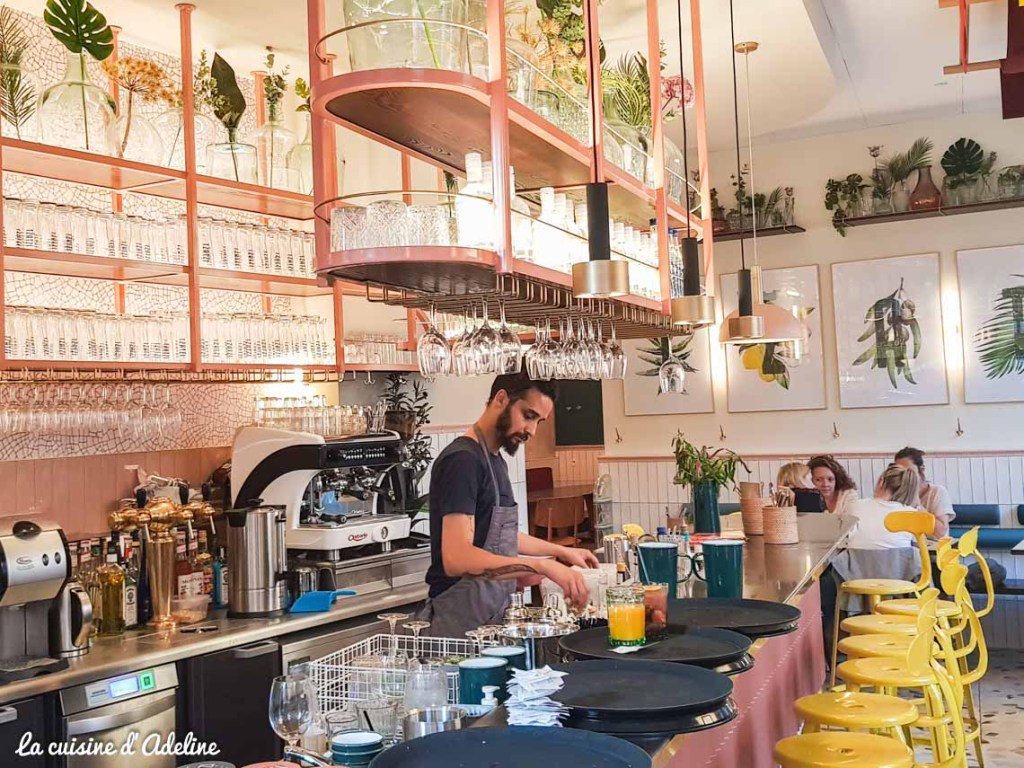 Envie de cuisine du soleil? Je vous parle du restaurant Le Tzatzi à #Strasbourg qui propose une cuisine israélienne, turque &amp; libanaise. Un vrai coup de coeur! :-) adeline-cuisine.fr/le-tzatzi-rest…