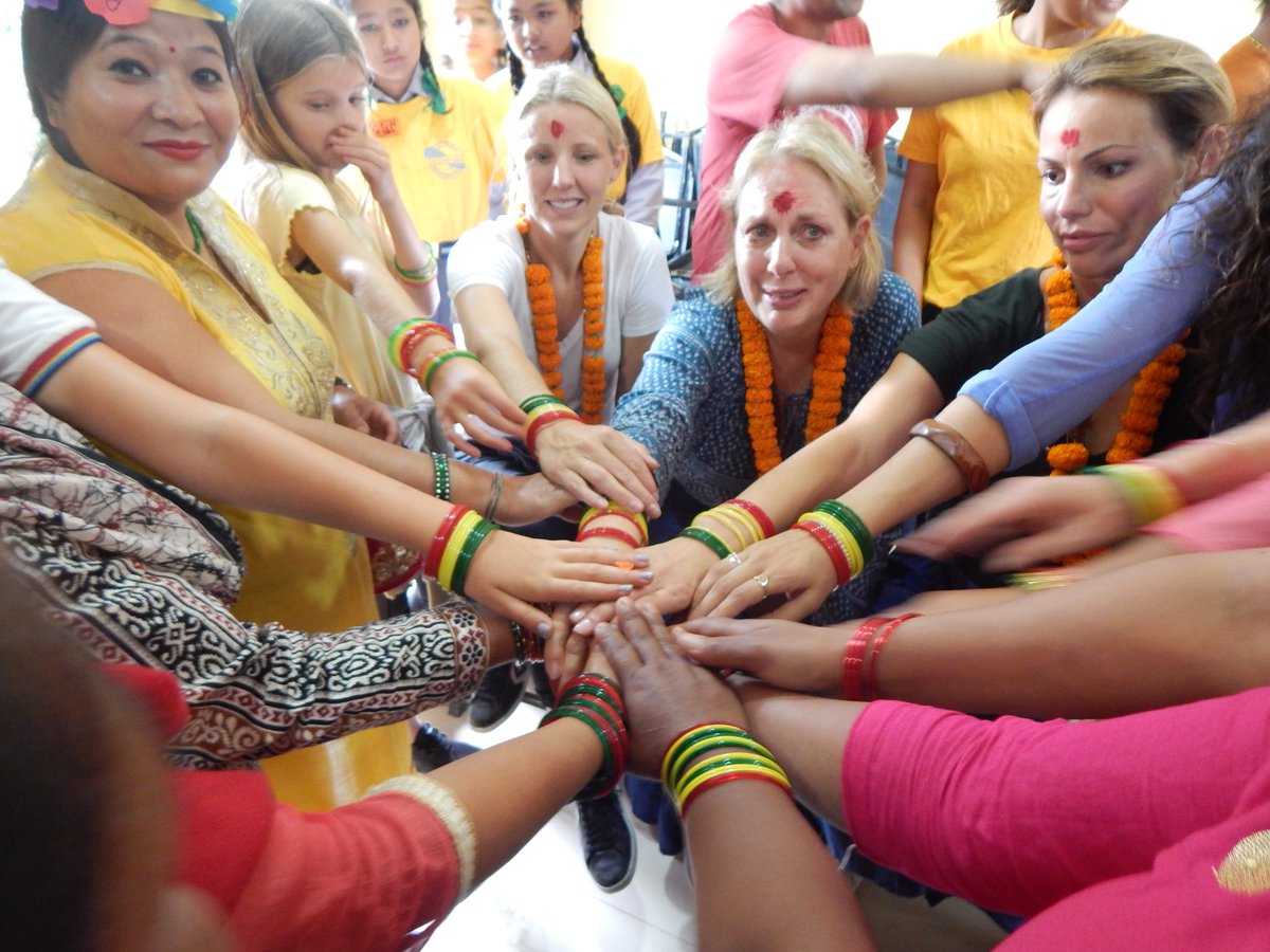 Prakritre's tweet photo. Travelling to communities and interaction with women, I have understood women in communities have stories and all stories have strengths...scenarios different but the hardships, the heart the same.  #connectingstories @GlobalGirlsGLOW     @litworldsays @RukminiFund https://t.co/283GAqi17g