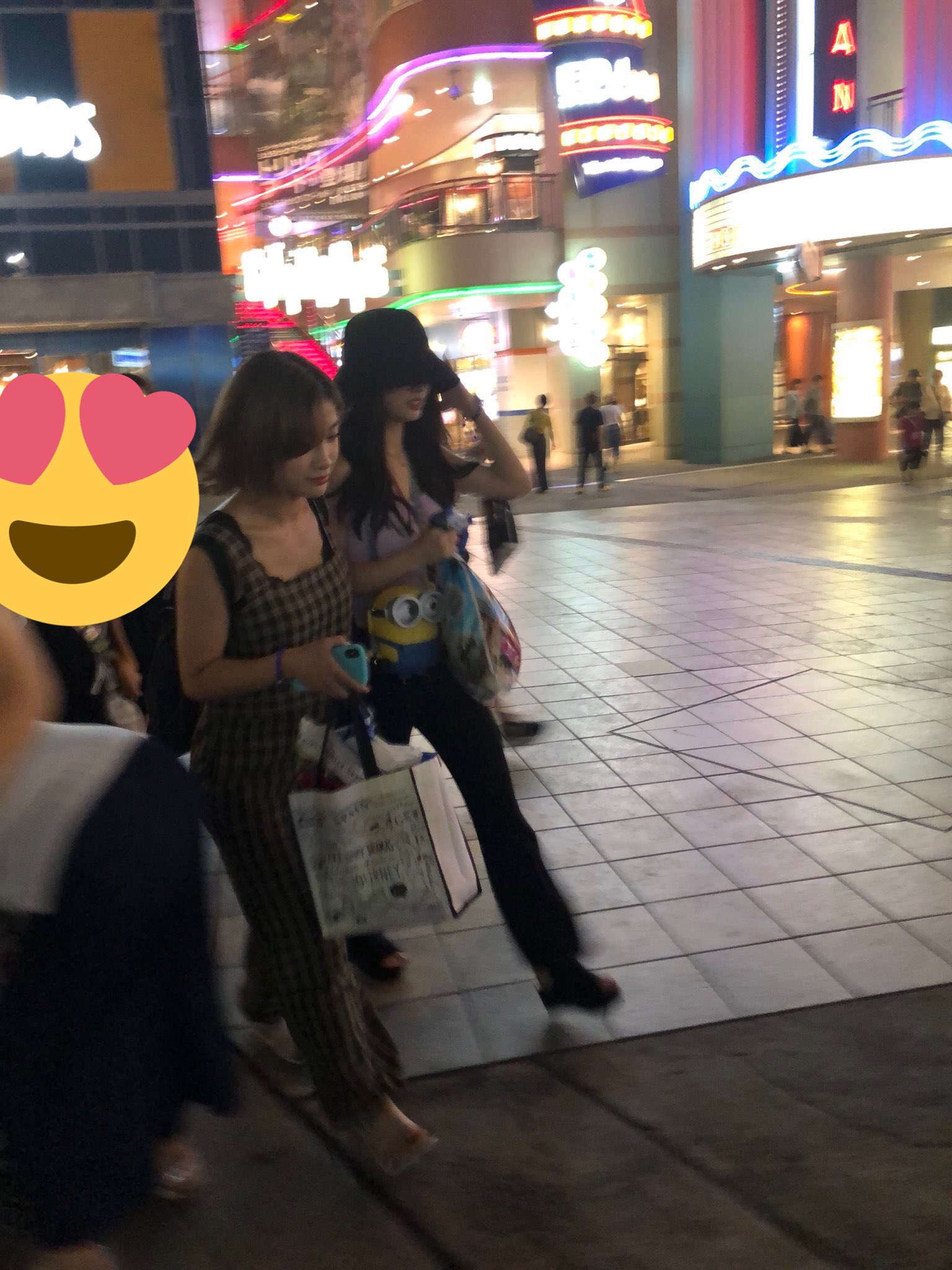 カナ 一般人の適当な盗撮なのにめちゃくちゃ小顔でスタイル良くて可愛いの分かるし 本当に盛れないアトラクションの写真さえ異次元 レベルでかわいい そんなんできひんやん 普通 T Co Elqnmbwc1w Twitter カナ 一般人の適当な盗撮なのにめちゃくちゃ小顔でスタイル良くて可愛いの分かるし 本当に盛れないアトラクションの写真さえ異次元 レベルでかわいい そんなんできひんやん 普通 T Co Elqnmbwc1w Twitter