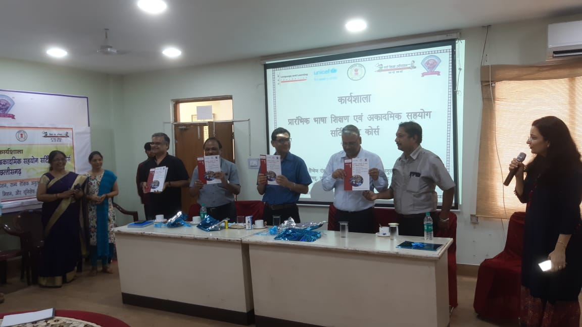 LLF_edu's tweet photo. Here's the first look of our first module of #3monthcourse on ELL. Extending our thanks to #UNICEF #SCERT and #RGSM Chhattisgarh. https://t.co/h9Z96vt6sO