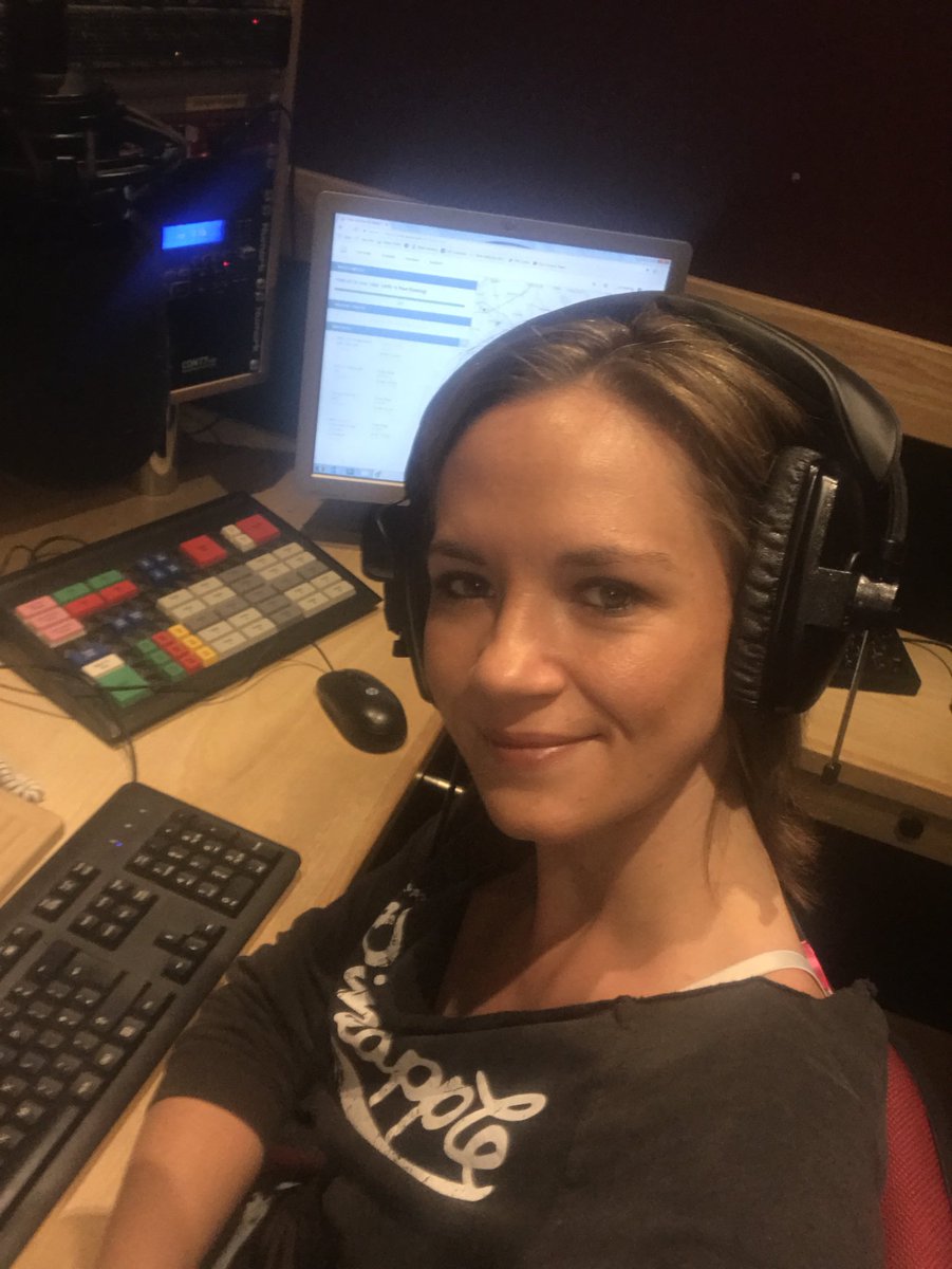 Claire Weatherley (clairesvegkitch) Twitter