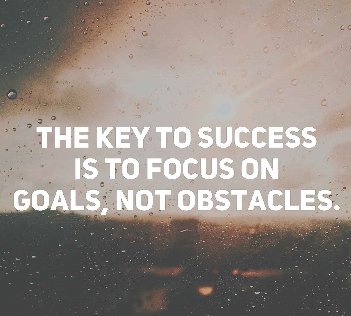 UpToDateBooksAU's tweet photo. #SmallBusiness #Growthhacking #StartUp #Enterpreneur #UptoDATEBooks #Motivation #NeverTooLate #Founder #Inspiration #BeProductive #BeFearless #FridayFeeling #FridayMotivation https://t.co/zQRCmLNMws