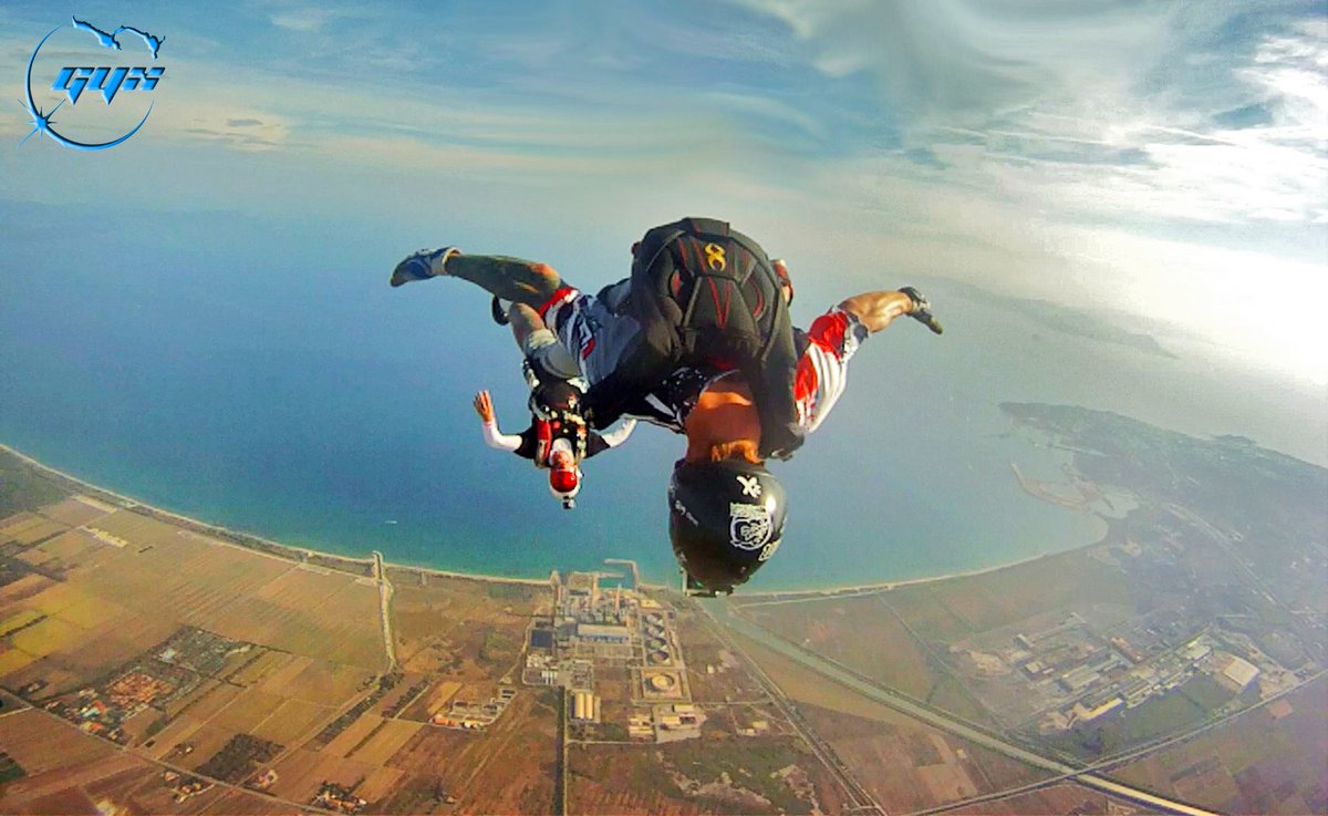 sws_aero's tweet photo. Whatever angle you choose - #SWS_Fire looks so fine!😀🙃
https://t.co/7H3s9owGyj
#SWS #SkyWideSystems #Fire #skydive #skydiving #freefly #skydivegear #parachuteequipment https://t.co/XRXbSpsrX1
