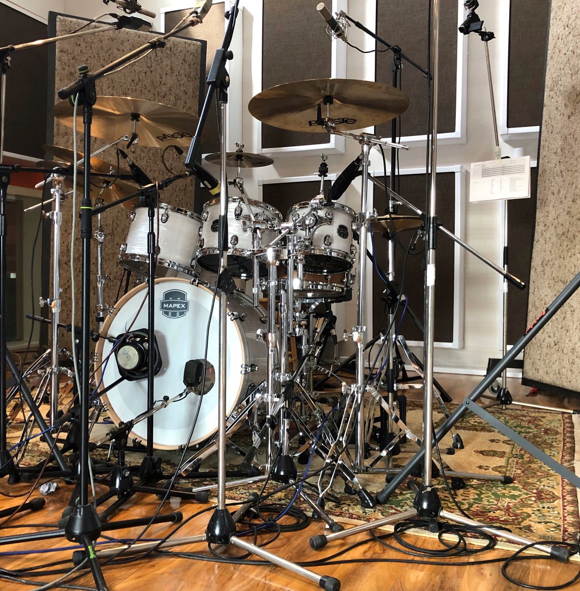 craigblundell's tweet photo. Day two of tracking drums and it’s the turn of the 24” kick @MapexDrums #saturnvtour in white marine pearl with @PaisteNation #masters and #602modernessentials https://t.co/87WGWmdZMM