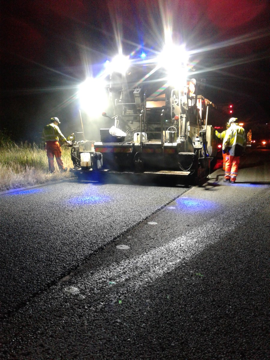 HfdsStreets's tweet image. ROAD CLOSURE UPDATE: A4103 Ayelstone Hill roundabout to Bromyard turn

Works are on track to be completed with final road closure tonight from 8pm-6am, subject to weather conditions  🌧️ #ChallengeFund #ImprovingOurRoads