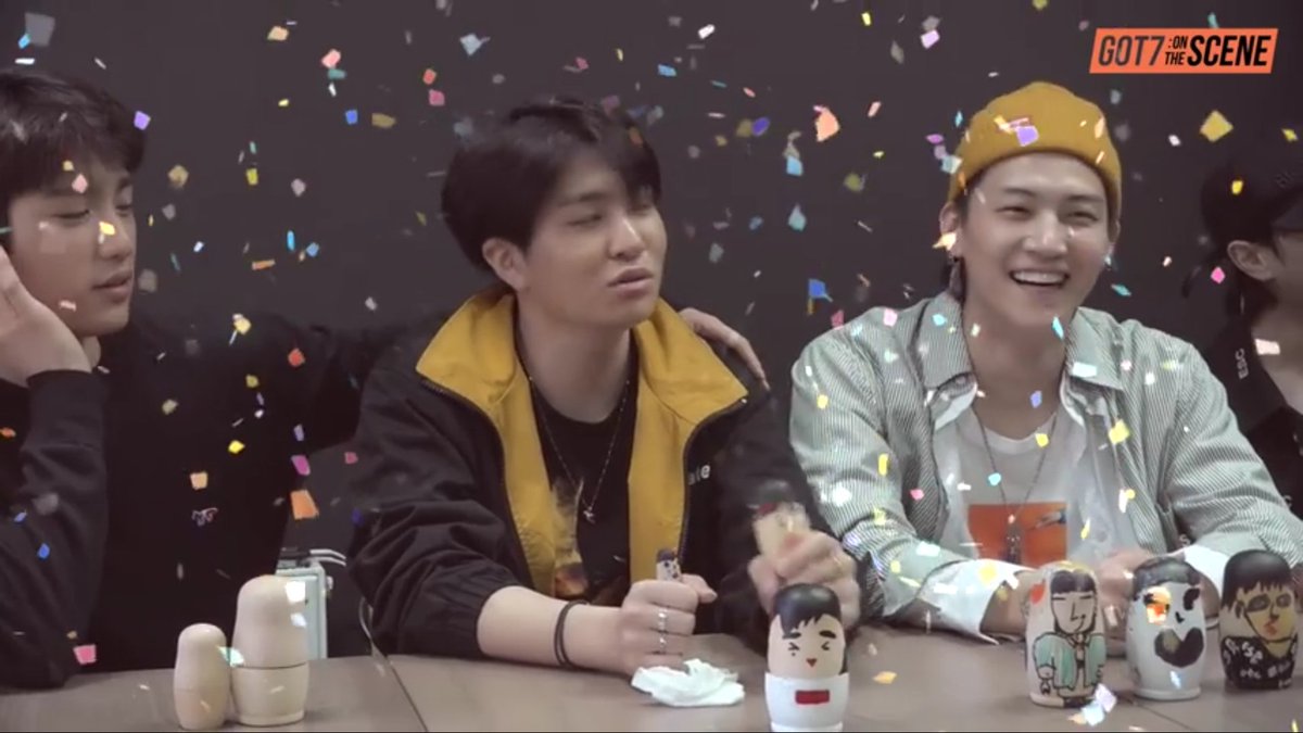GOT7ingONLY's tweet photo. JS - 4 pts
BAM - 0 
YG - 2 pts
JB - 0
JY - 3 pts
YJ - 5 pts 
Mark - 4 pts 

YOUNGJAE WON sgshshsv 
His jackson's matryoshka won shshsb

Hahahaha cute https://t.co/U6fYHdncMy