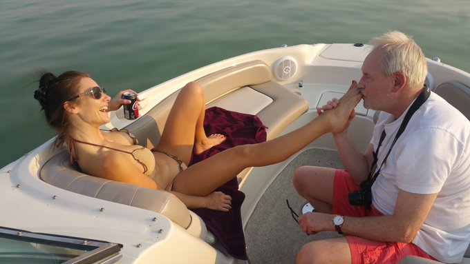 Watch Mandy Flores OFFICIAL ACCOUNT's leaked NSFW photo on TwXstars