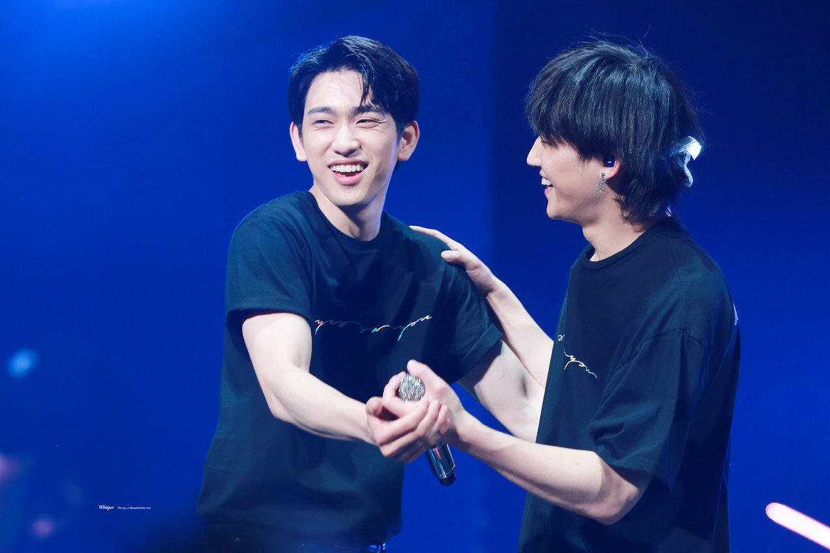 Whisper_922's tweet photo. [HQ] 180711 Eyes On You in NYC
둘 다 귀여워ㅠㅠㅠㅠ

#갓세븐 #진영 #재범 #GOT7 #Jinyoung #JB
#GOT7WORLDTOUR #EyesonyouinNYC https://t.co/SjB2NWHJ4Z