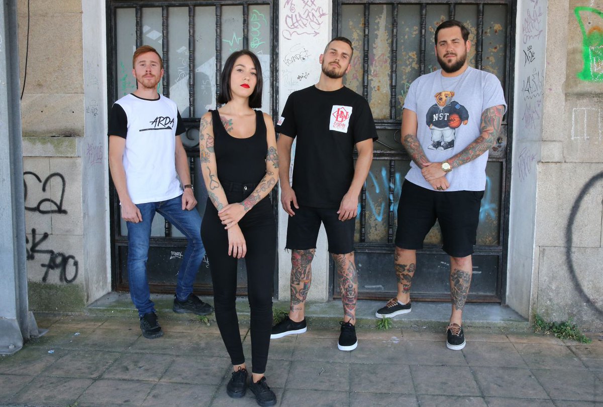 Mañá toca en <a href="/omarisquino/">O Marisquiño</a> unha das bandas máis globais e máis descoñecidas de Vigo. Son <a href="/werideband/">WE RIDE</a>  e falamos de machismo, da imposibilidade de ser profetas na propia terra, das súas xiras polo mundo adiante, de durmir no chan. mas.farodevigo.es/musica-vigo/we…